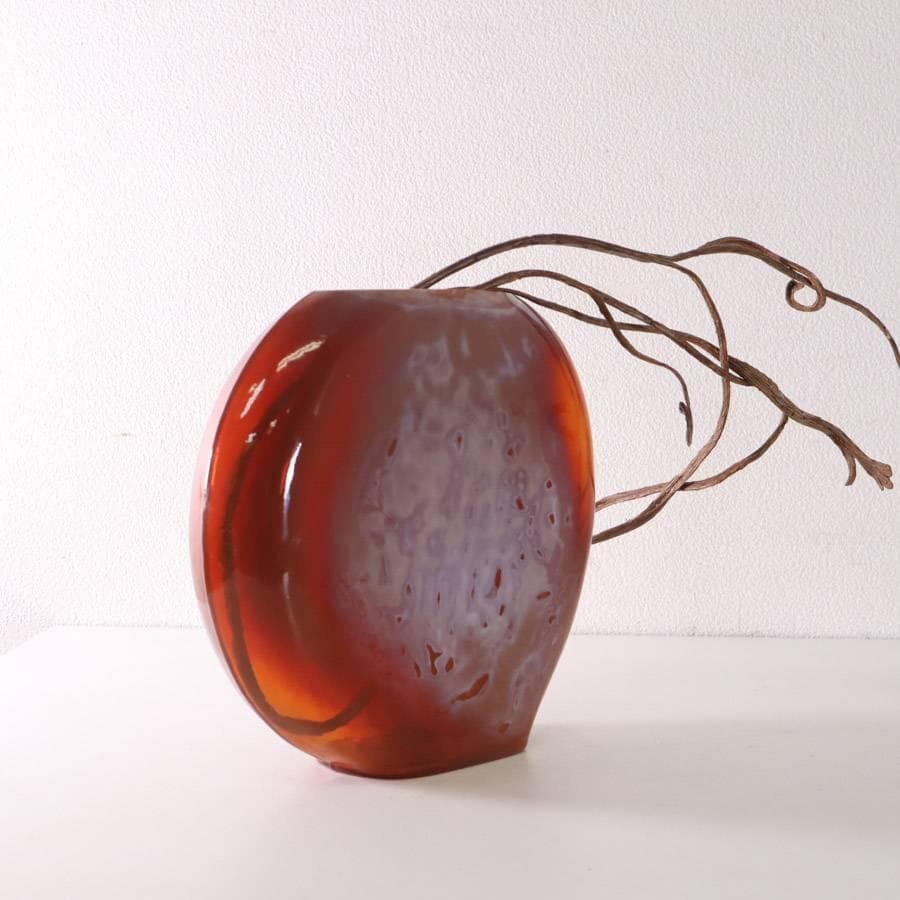 展示品 ボーコンセプト ガラス製 フラワーベース レッド フェイクグリーン付き