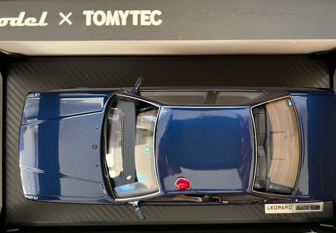 イグニションモデル✖️トミーテック 1/18 あぶない刑事 日産レパード 港3号