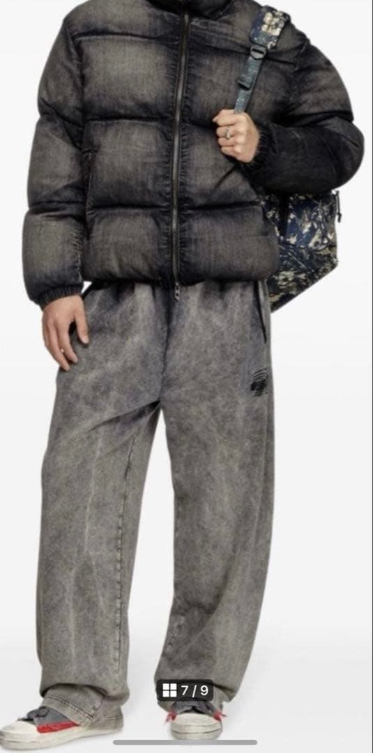 新品大特価✌️DIESEL W-MONS-Aダウンジャケット 50サイズ　市場最安