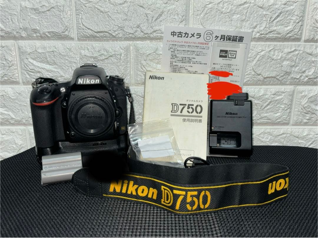 【美品】 Nikon D750 保証書あり デジタル一眼レフ ボディー