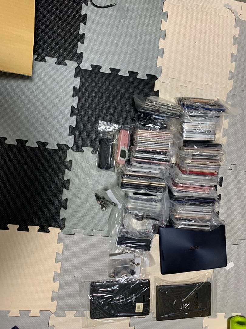 スマートフォン・タブレット多数セット