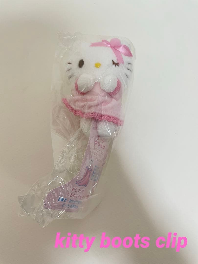 u*）様 新品 ハローキティ ブーツクリップ サンリオ Sanrio vinit
