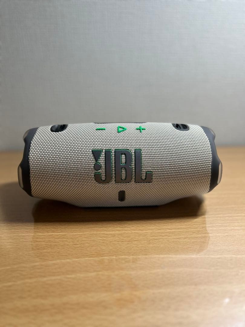JBL Charge6 ウィンブルドングリーン箱付き