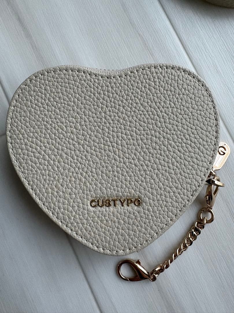 CUSTYPE iPhoneケース ベージュ iPhone16