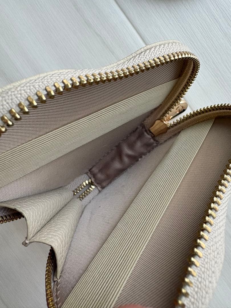 CUSTYPE iPhoneケース ベージュ iPhone16