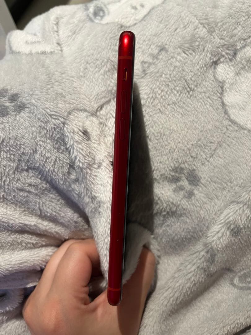 iPhone XR (256GB)本体のみ