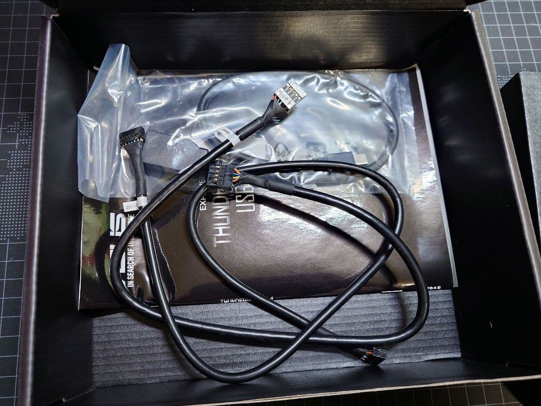 ASUS ThunderboltEX 4 拡張カード