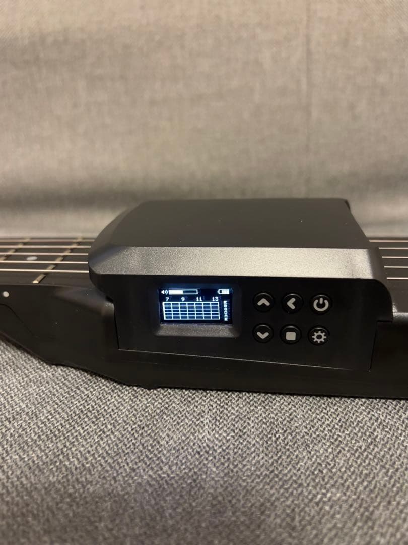 コンパクト　サイレントギター