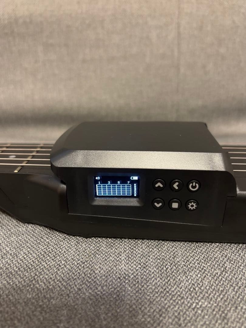 コンパクト　サイレントギター