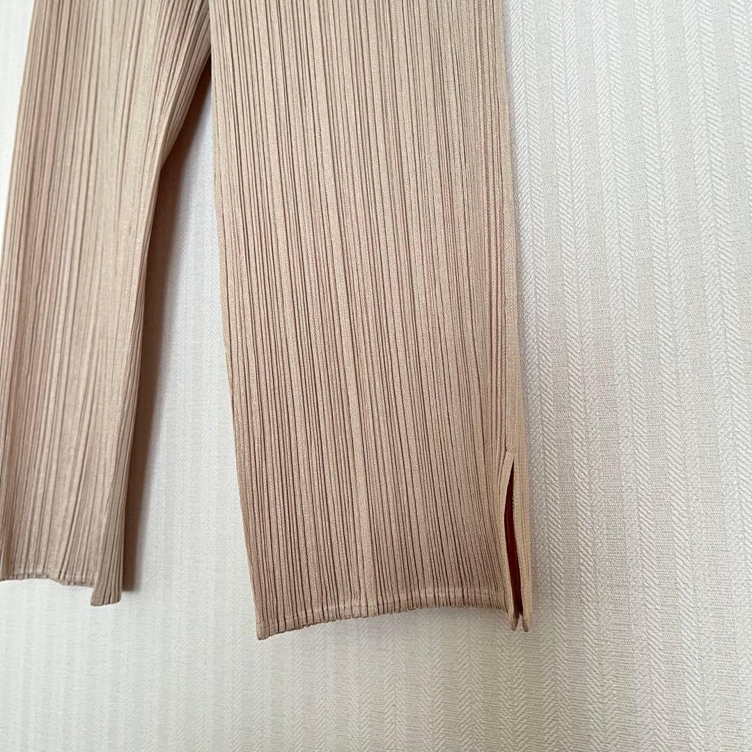 PLEATSPLEASE イッセイミヤケ クロップドパンツ　ベージュ　3