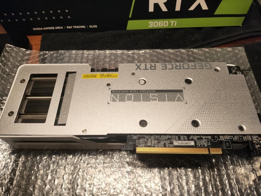 GIGABYTE RTX 3060 Ti グラフィックボード