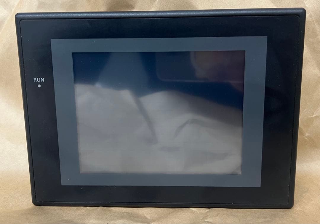 OMRON NS5-TQ11B-V2 プログラマブルターミナル