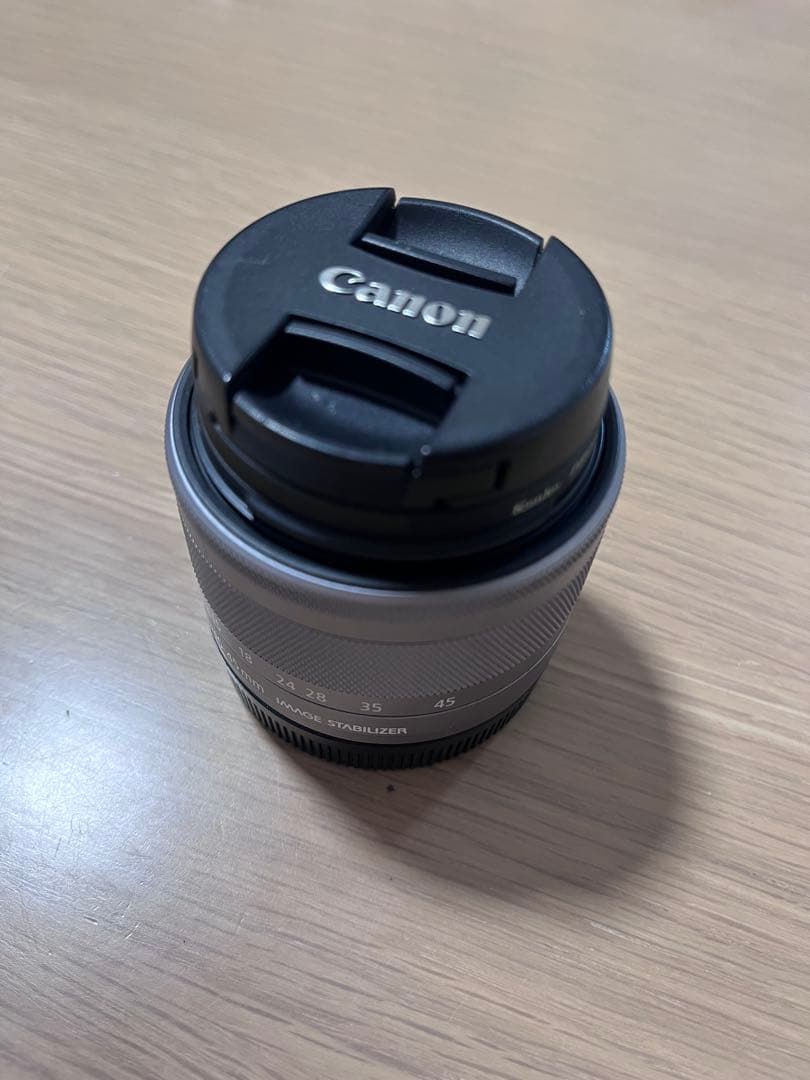 Canon EOS M10 ホワイト　ミラーレス一眼