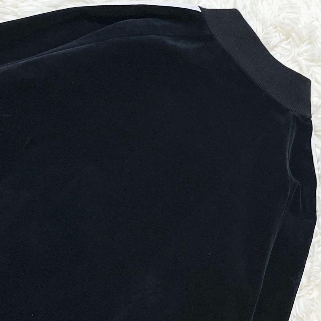 アディダス ベロアスーパースタートラックトップ M 黒系 トレフォイルロゴ刺繍