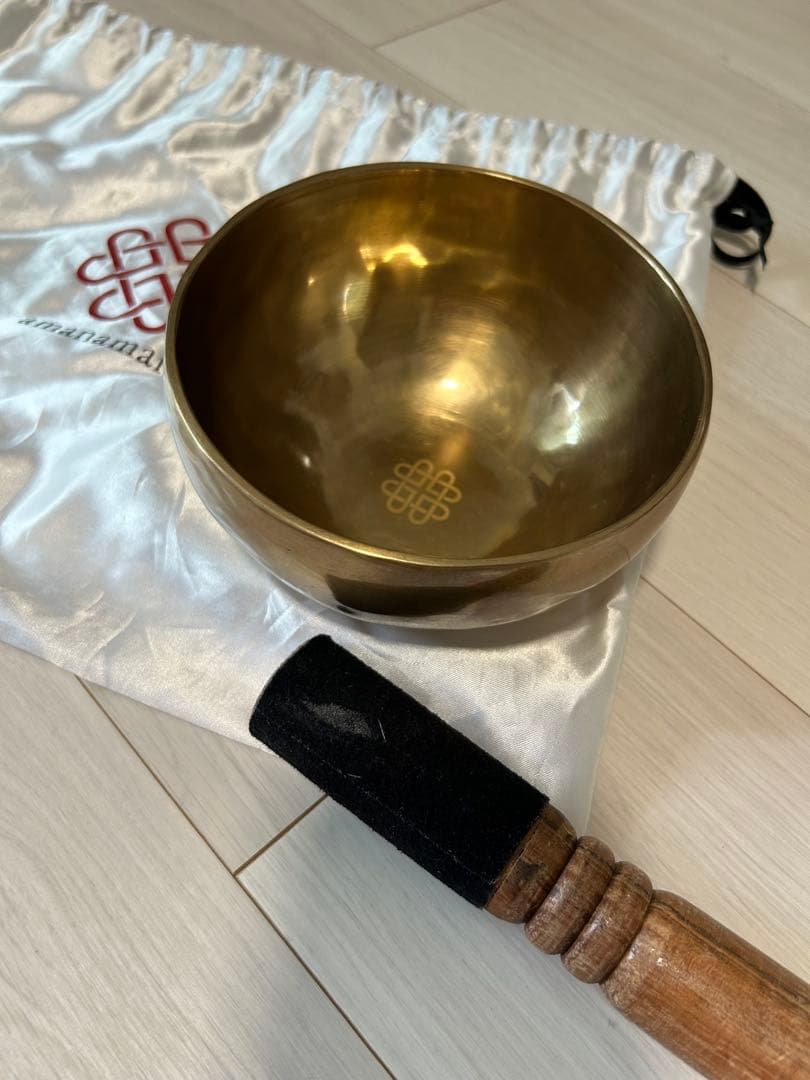 ヨガ用シンギングボウル