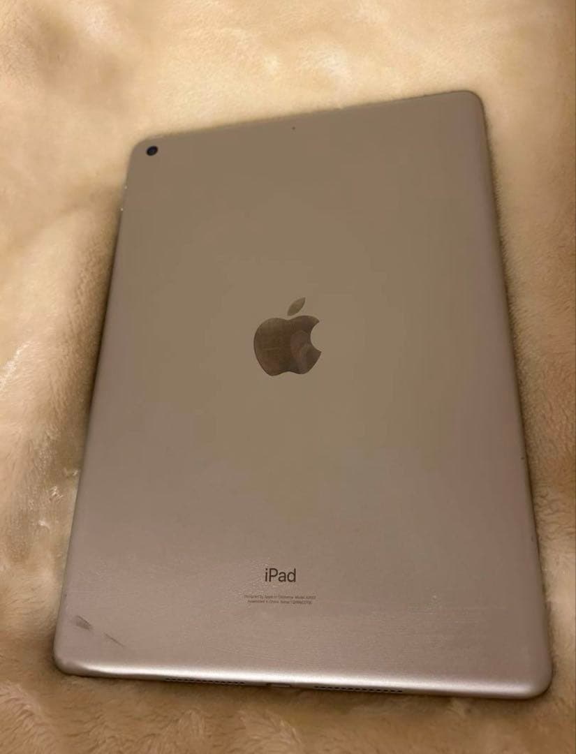 iPad 第9世代 シルバー 64GB