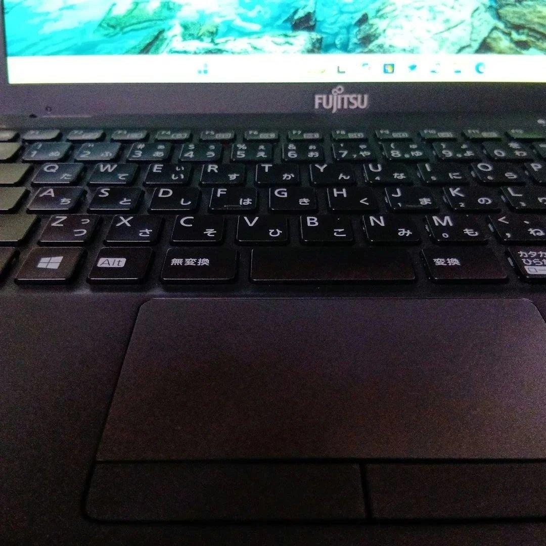 J⑤富士通　ＦＭＶＵ39021　U9311/H