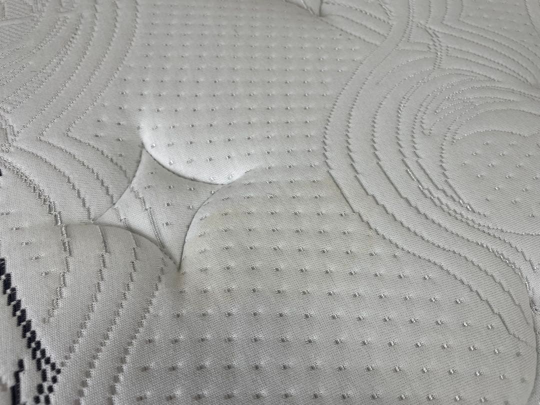 シモンズ ゴールデンバリューセミダブル