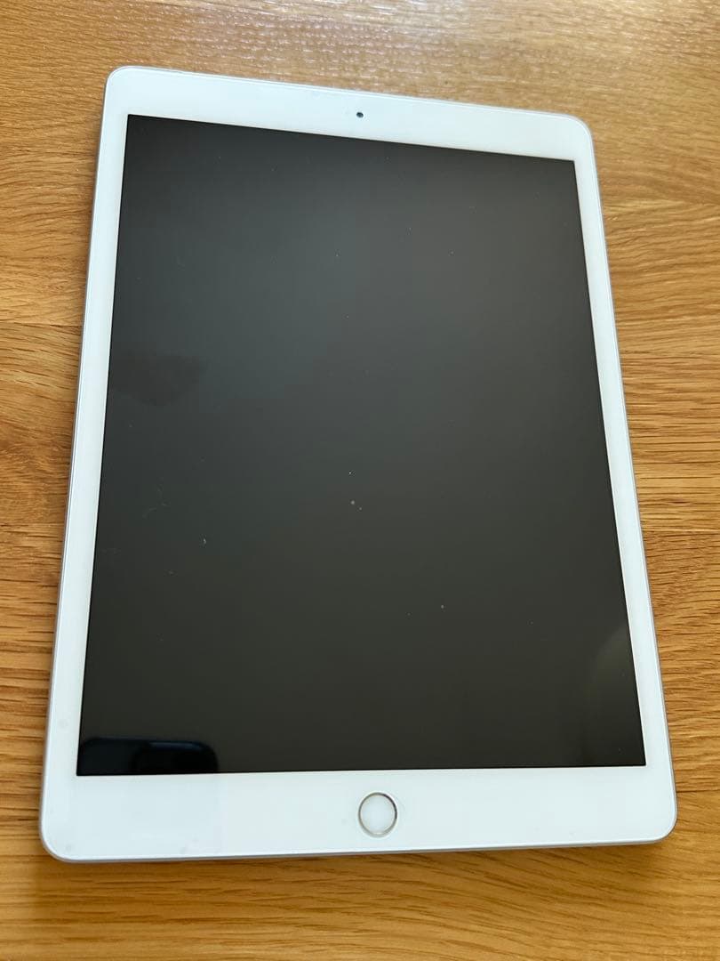 iPad 第７世代 32GB 本体