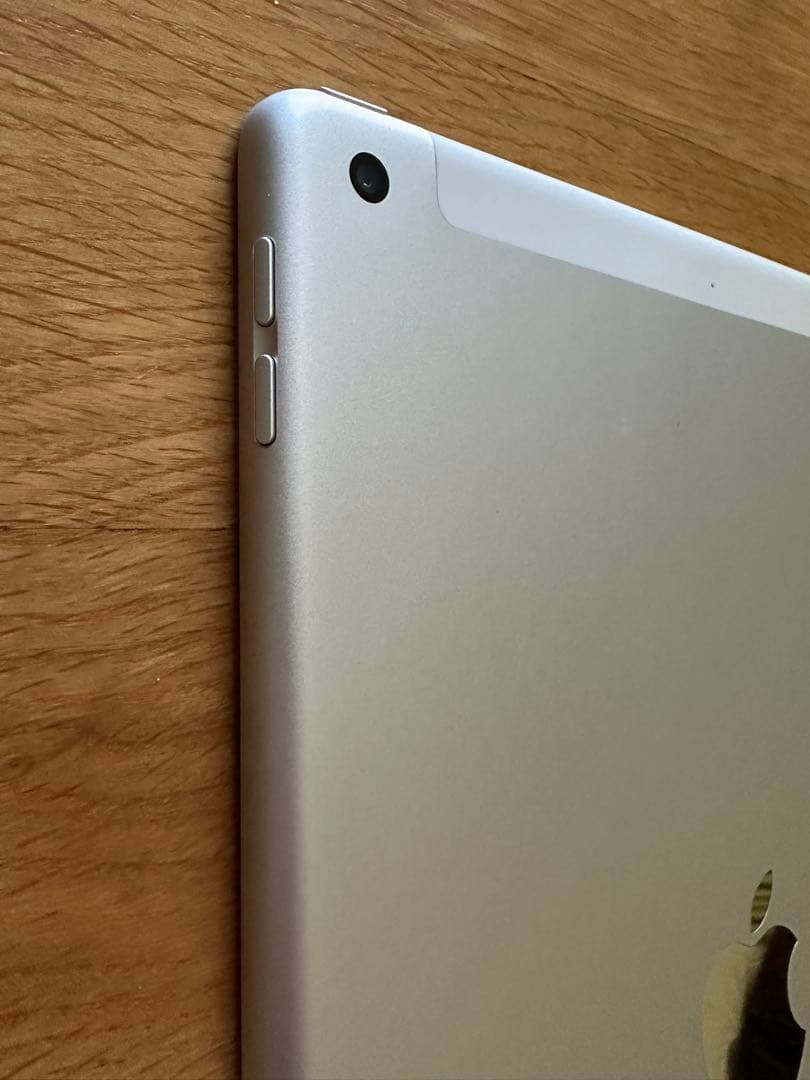 iPad 第７世代 32GB 本体