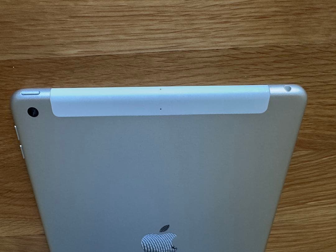 iPad 第７世代 32GB 本体