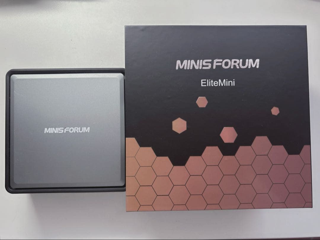 ミニPC MINIS FORUM EliteMini HM50