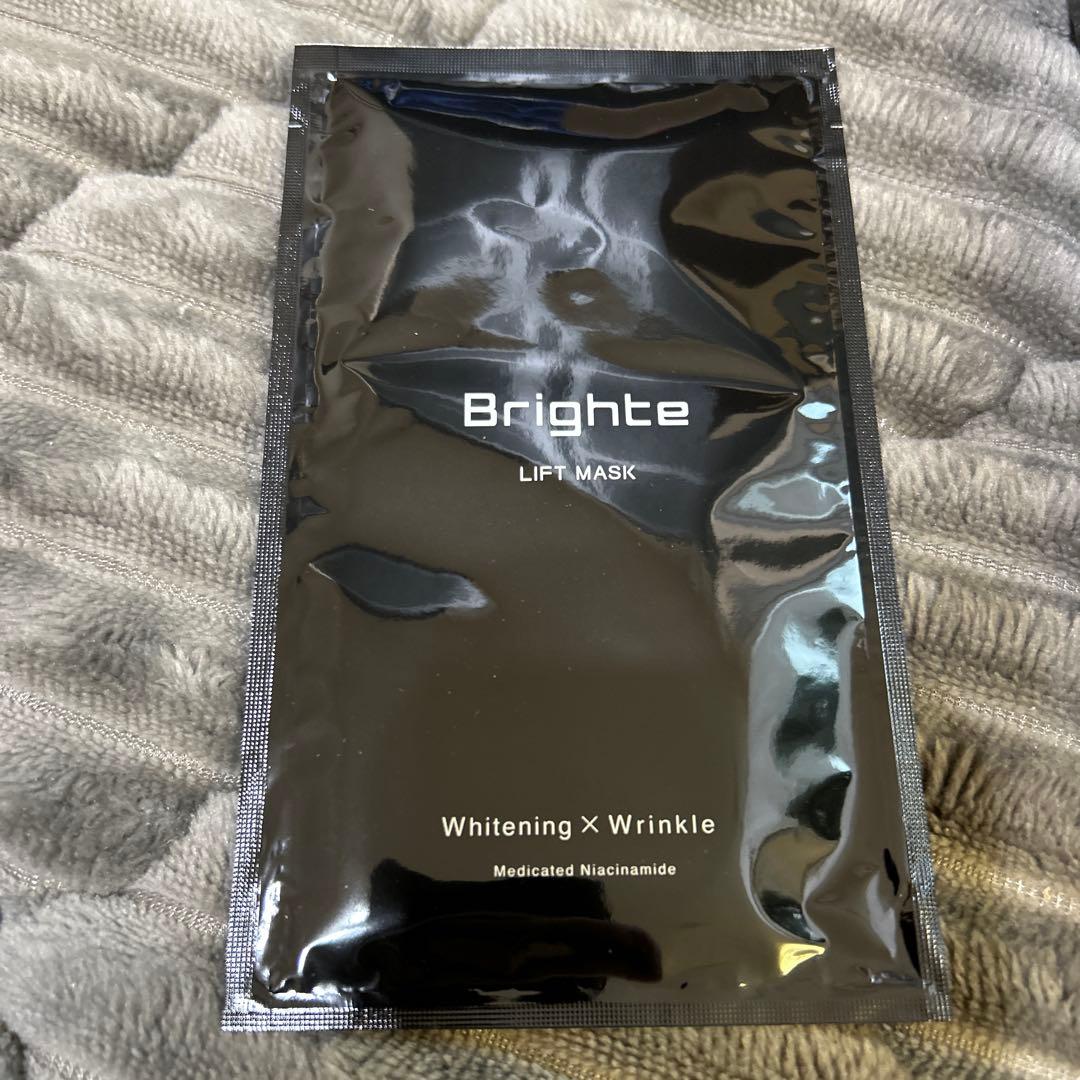 【新品】Brighte エレキリフト、ローション、マスク、ヘアスカルプブラシ