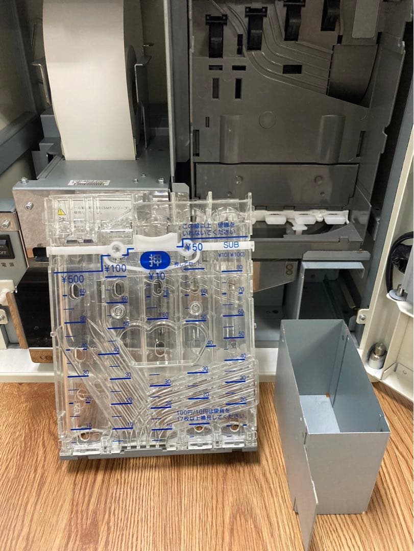 美品　自動小型券売機　VMT-120 マミヤオーピー　両替機　新500円対応