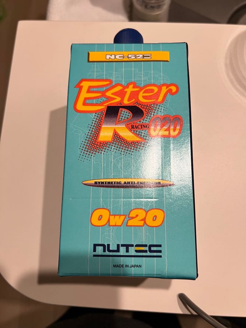 NUTEC Ester R 020 0W-20 NC-52E4本