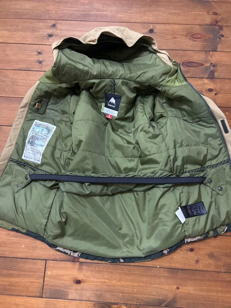 ポカちゃん未使用品！BURTON フード付きジャケット　レディース　キッズ