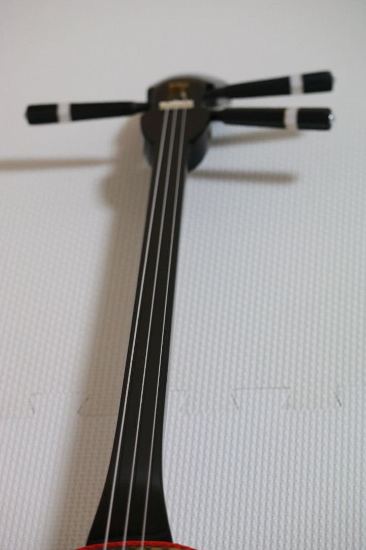 三線　沖縄三線リーズナブルな練習用　新品未使用品　今だけこの価格！