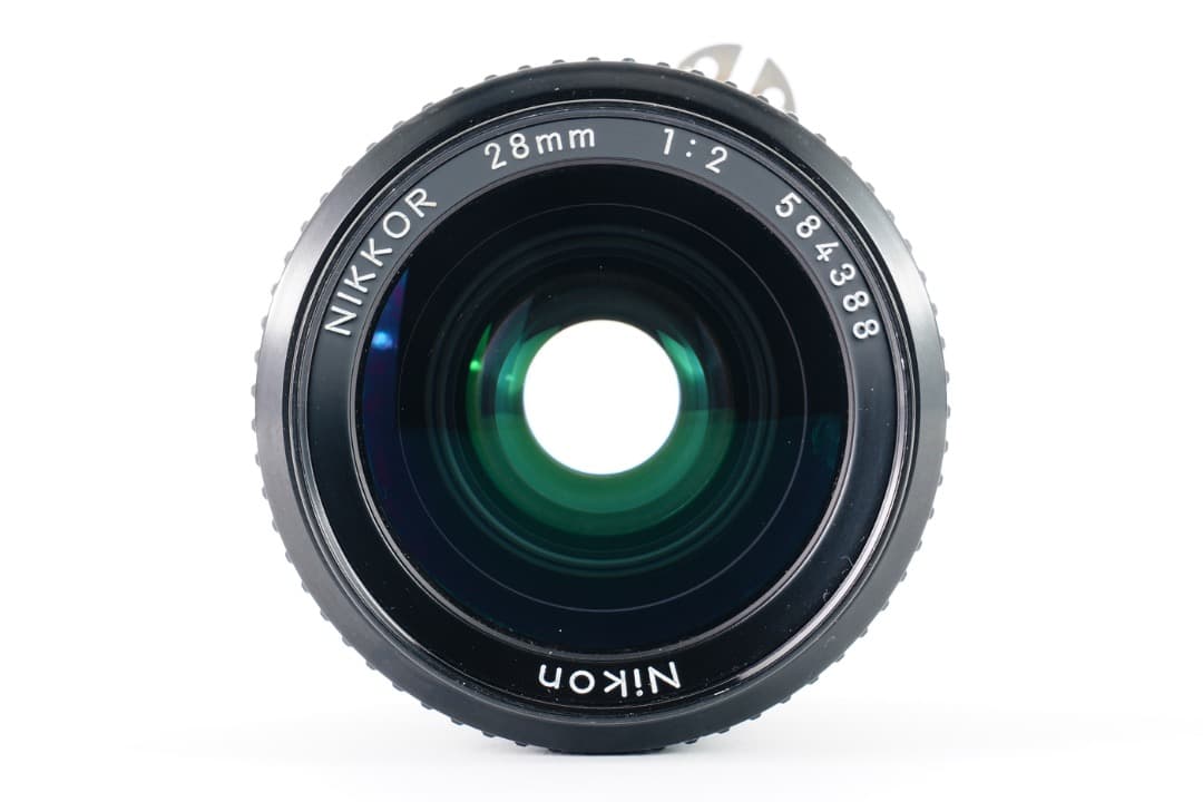 【寄れる】Nikon Ai-s Nikkor 28mm F2 ニコン 388