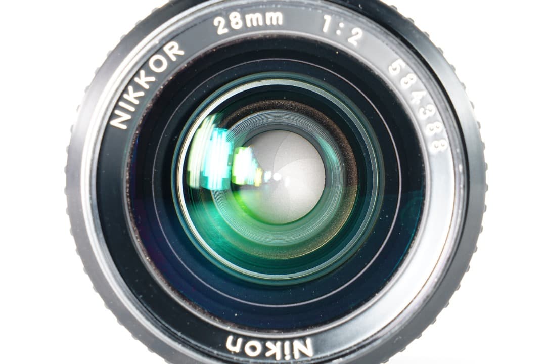 【寄れる】Nikon Ai-s Nikkor 28mm F2 ニコン 388