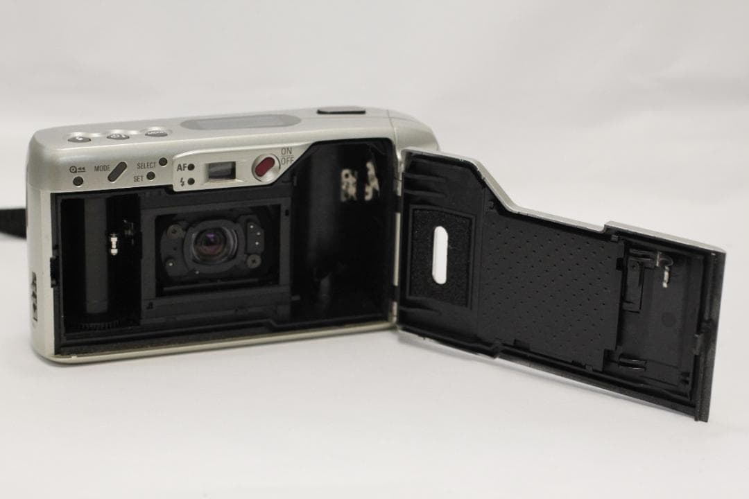 【フィルム動作確認済】RICOH R10 シルバー