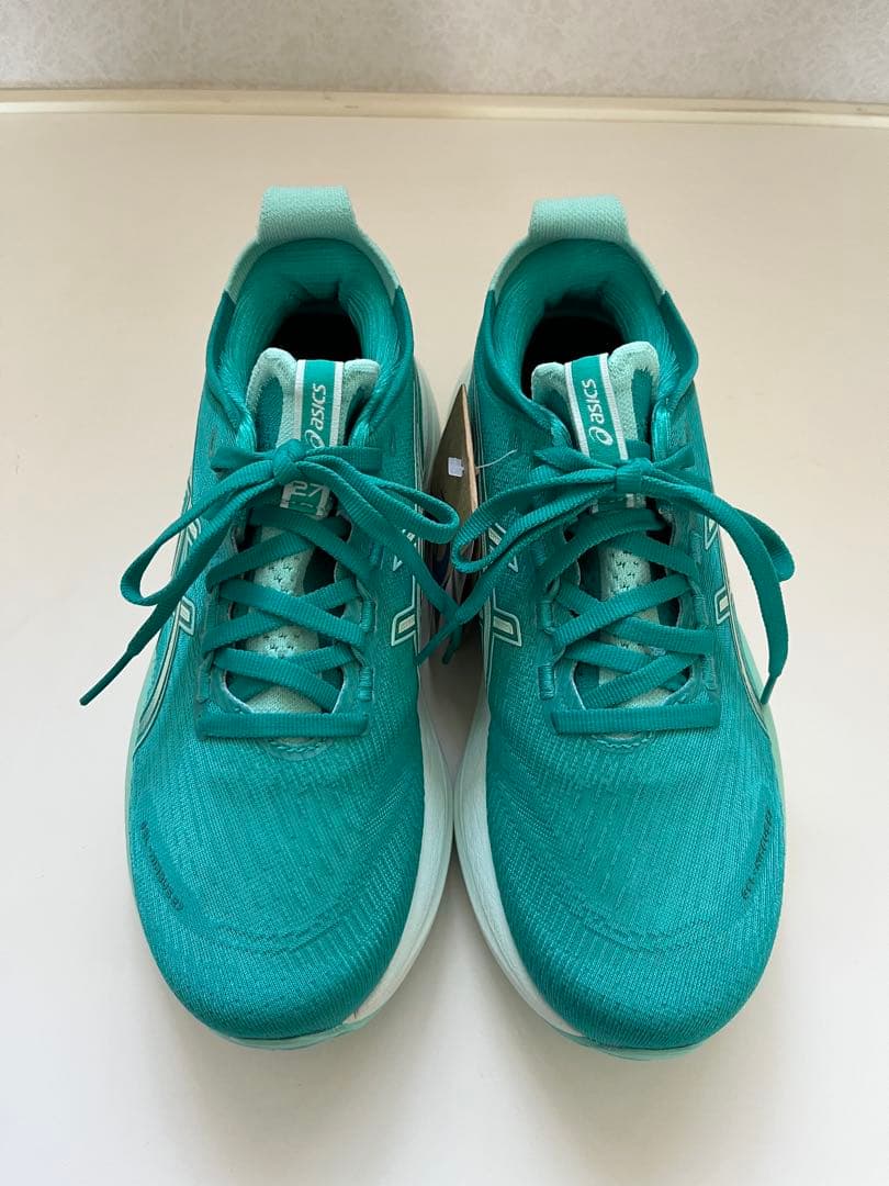 asics GEL-NIMBUS27 ランニングシューズ　23.5cm