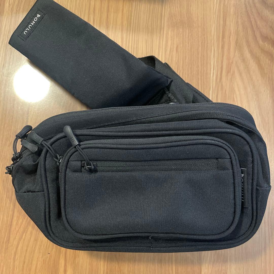 【美品】pomulu ブラック ヒップシート