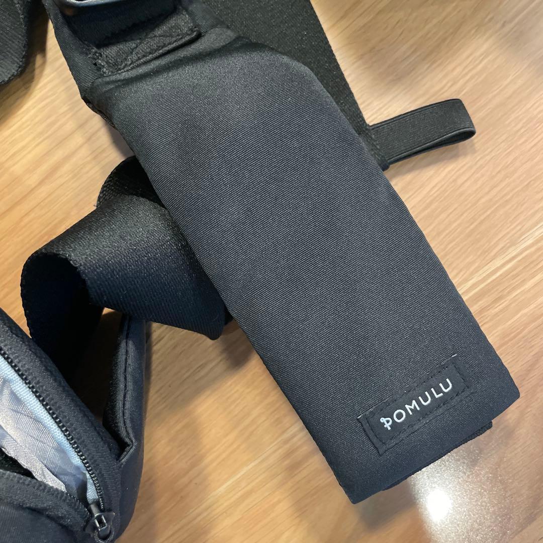 【美品】pomulu ブラック ヒップシート