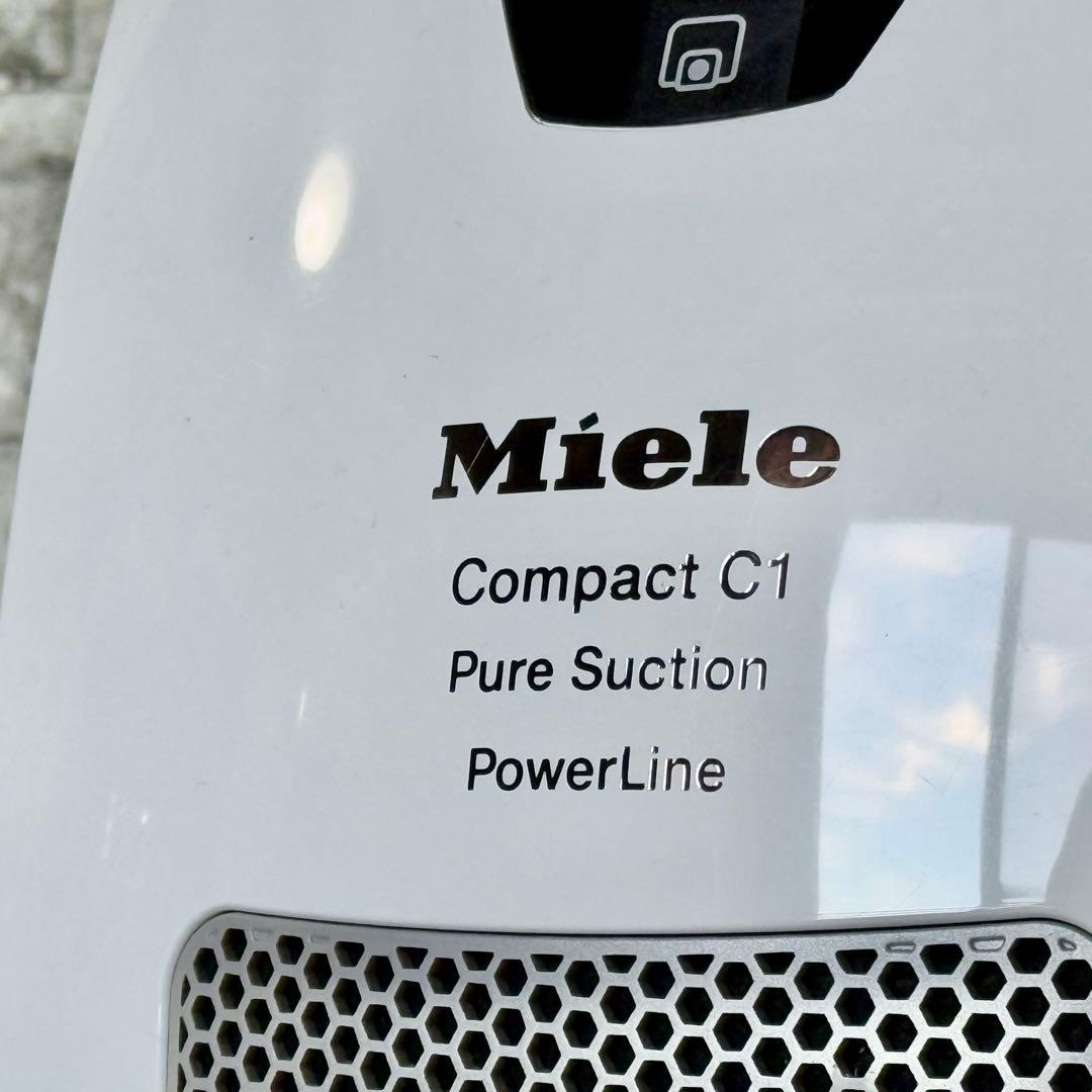 掃除機・クリーナー Miele Compact C1 Pure Suction SCA03