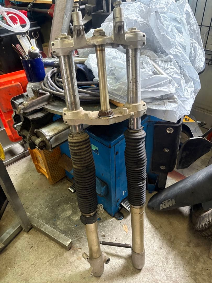 XR250 フロントフォーク サスペンション