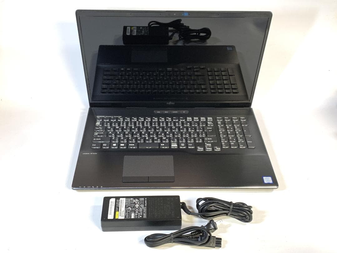 富士通 使用少 M.2+1.0TB i7-9750H 大型17.3型 16GB