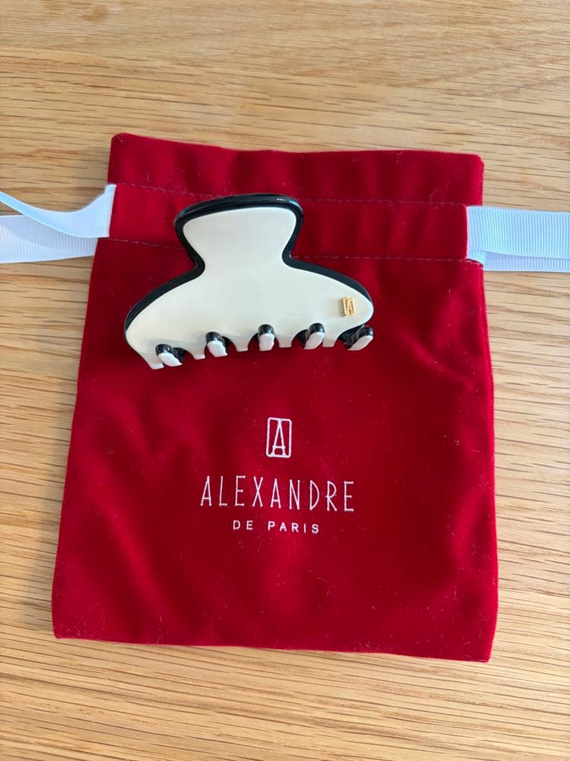 ALEXANDRE DE PARIS LISERAI S クリップ