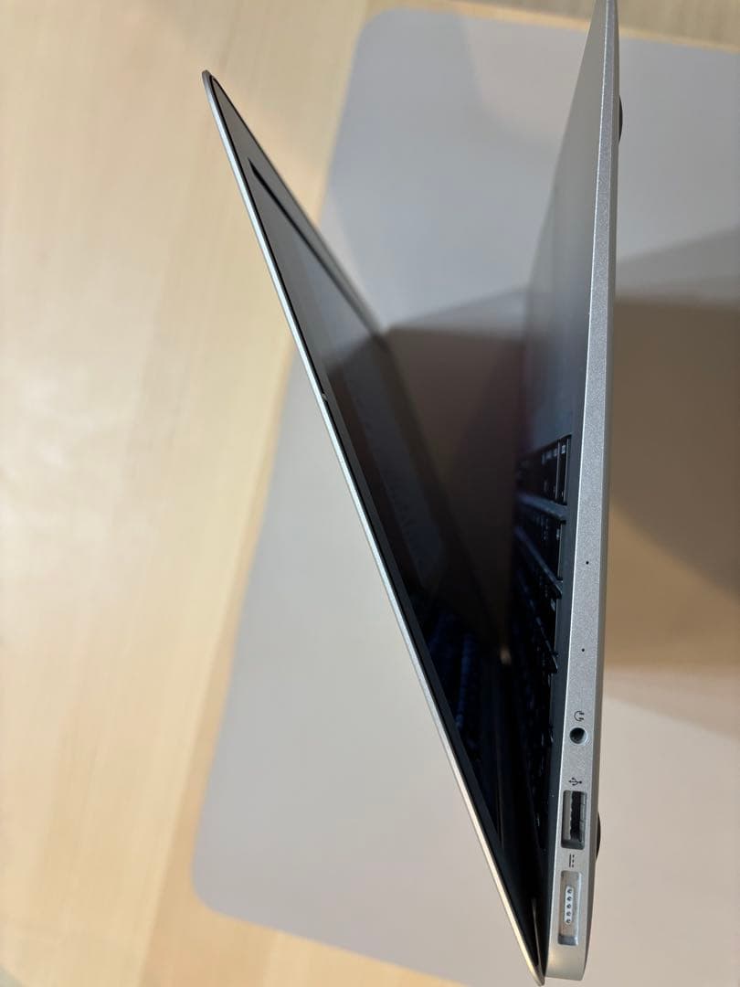 d*m様 MacBook Air 13インチ (2015) 本体