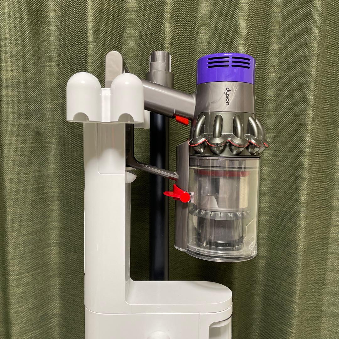Dyson V10 SV12 コードレス掃除機　スタンド付き ダイソン
