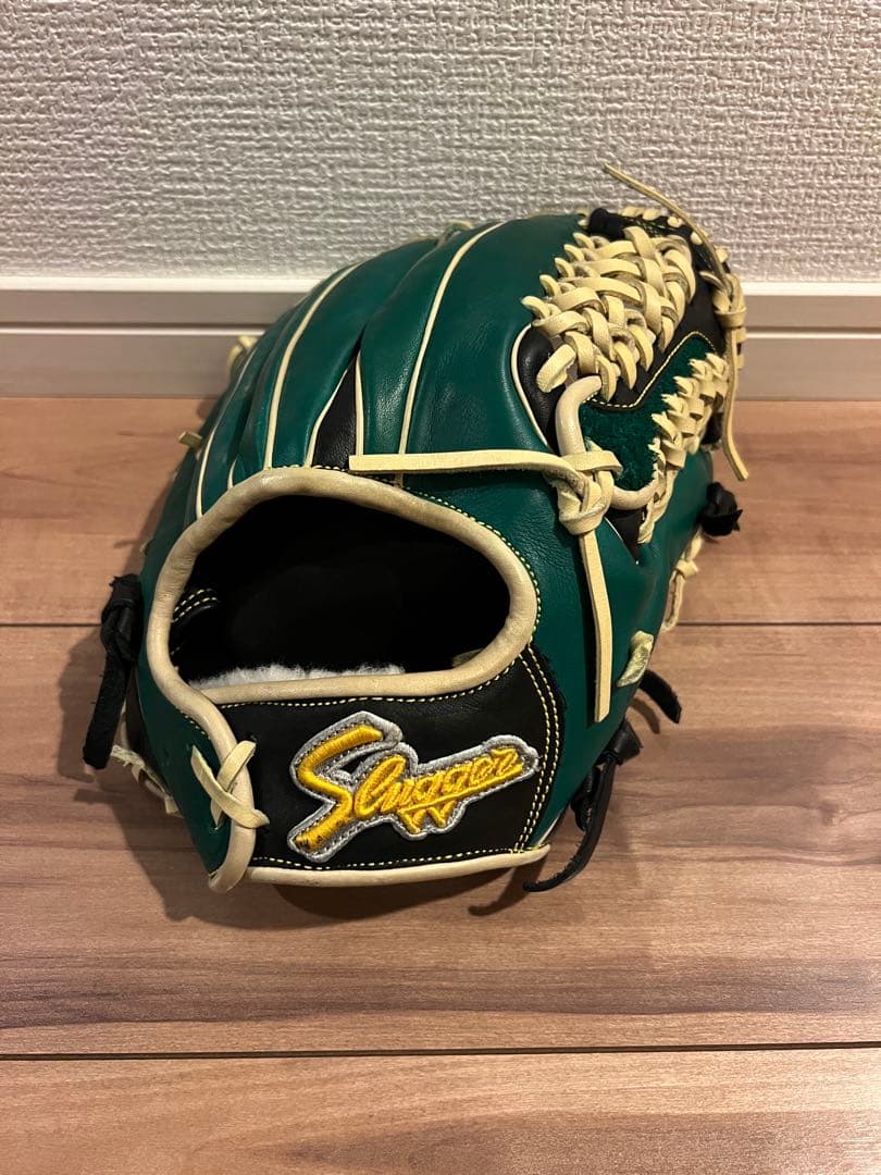 Slugger Aggressive 野球グローブ