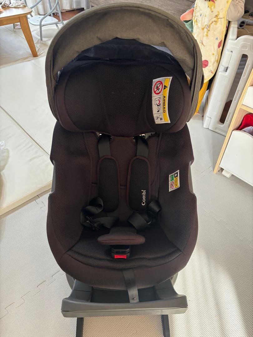 コンビ THE S (ザ・エス) ISOFIX カーキ 付属品完備