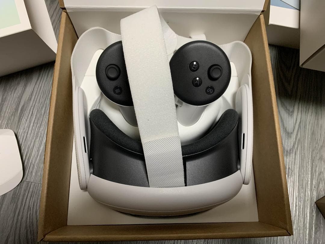  Quest 3 128GB　純正リンクケーブル＋社外装着品付き