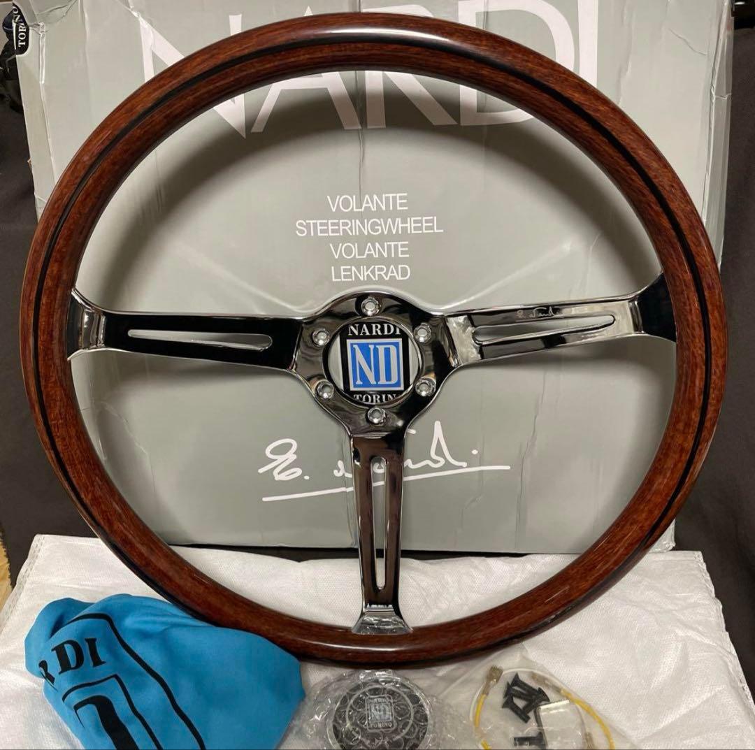 28★NARDI ウッドステアリング　15インチ　380mm シルバースポーク