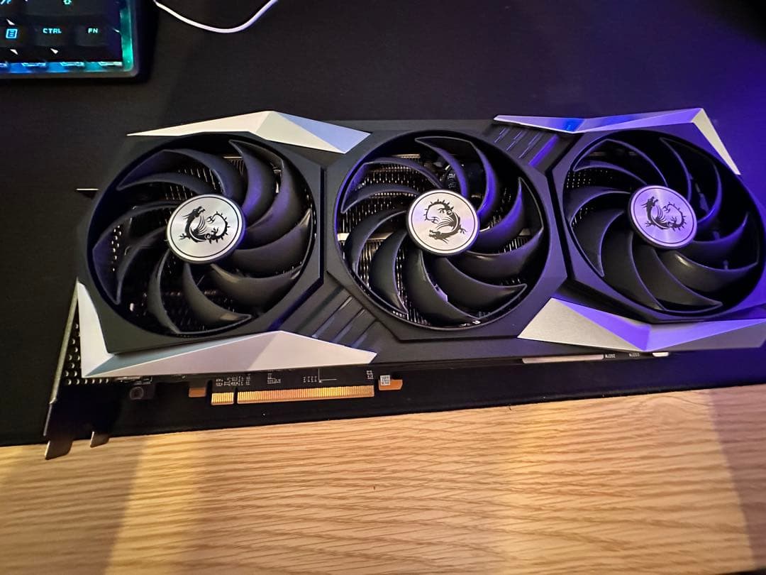 グラフィックボード・グラボ・ビデオカード msi gaming trio radeon rx6950xt