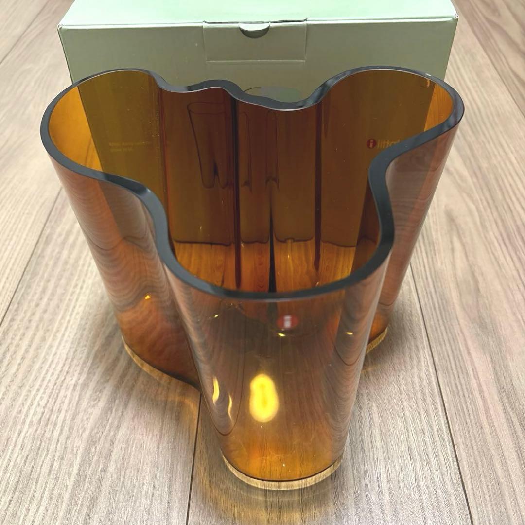  アルヴァアアルトベース