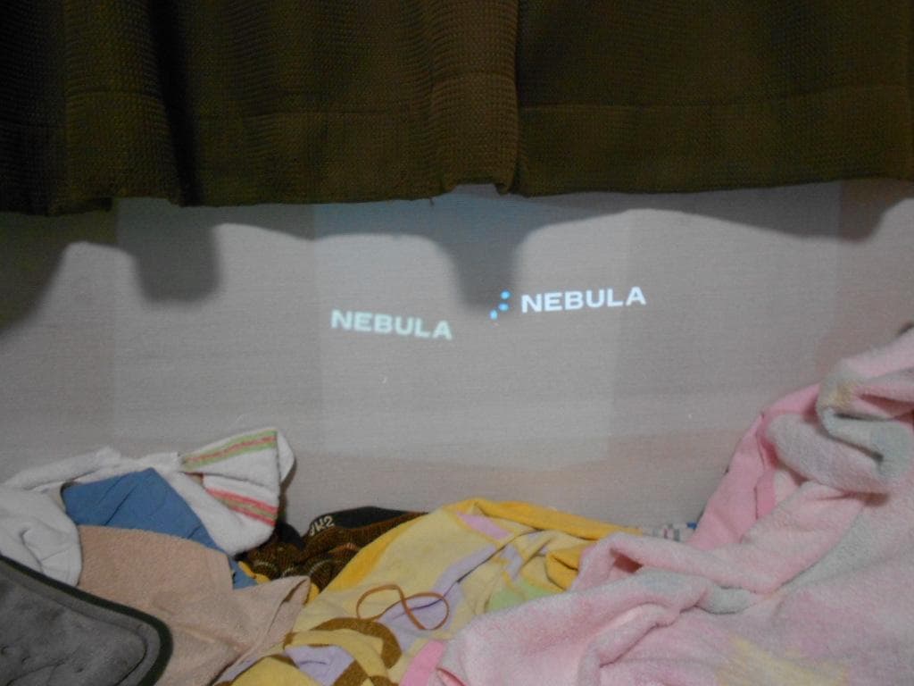 NEBULA Capsule 2台　本体のみ　映像がでるのみ確認 D4111